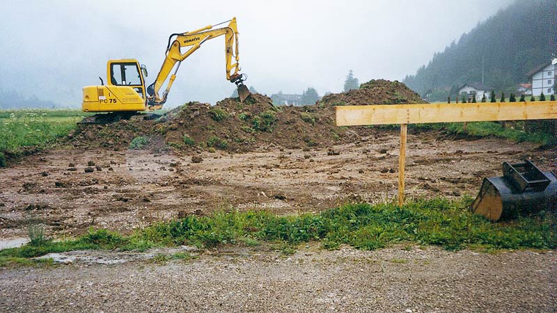 Erd- und Abrucharbeiten